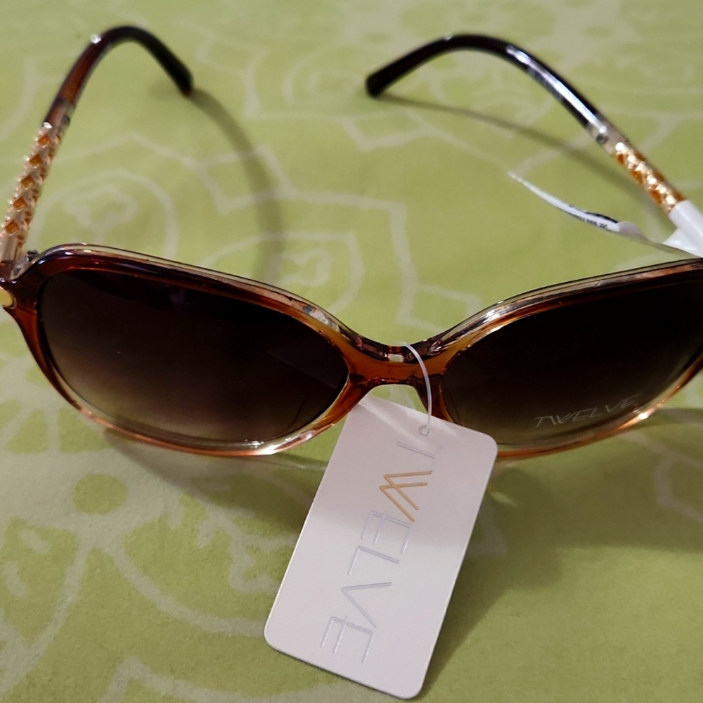 TWELVE Sunglasses NWT